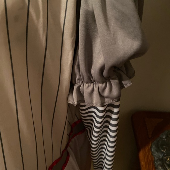 Creepy clown costume ( dress only) - Picture 3 of 5